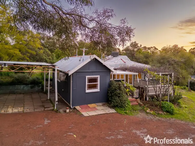 15 Throssell Road, Greenmount WA 6056