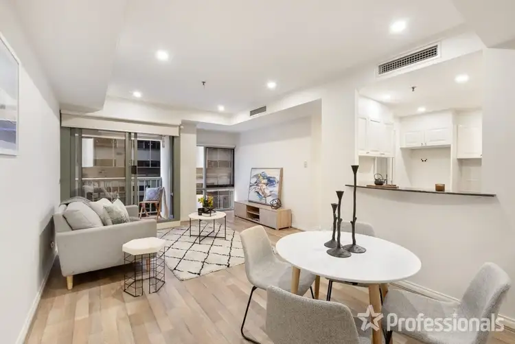 105/15 Queens Road, Melbourne VIC 3000