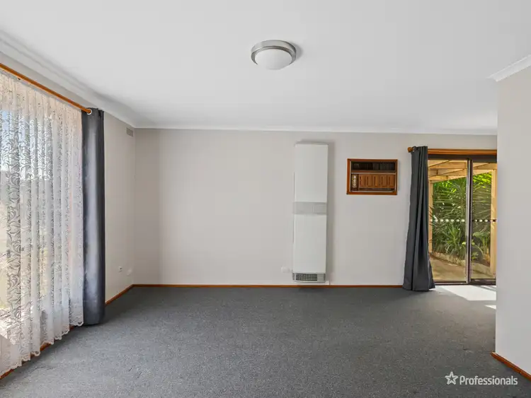 Second view of Homely house listing, 6 Hillview Avenue, Maryborough VIC 3465