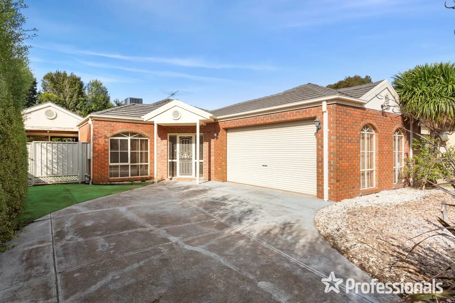 Main view of Homely house listing, 17 Emerald Court, Caroline Springs VIC 3023