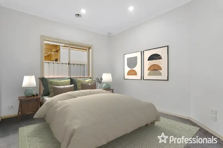 Sixth view of Homely house listing, 17 Emerald Court, Caroline Springs VIC 3023