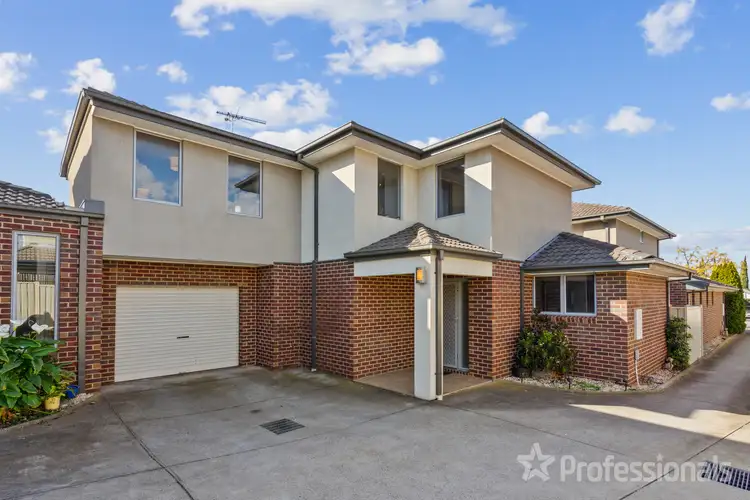 2/5 Normanby Street, Sydenham VIC 3037