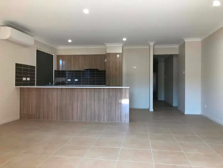 Second view of Homely house listing, 3 Innsbruck Way, Bahrs Scrub QLD 4207