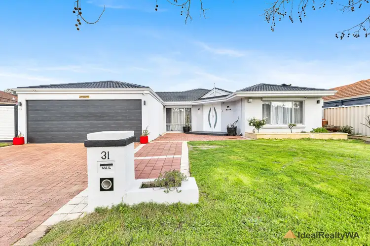 31 Goodwood Way, Canning Vale WA 6155
