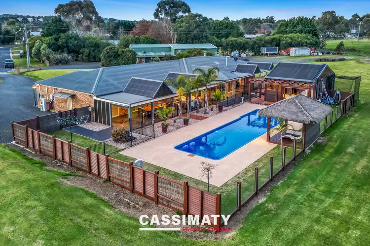 10 Fairway Court, Pakenham VIC 3810