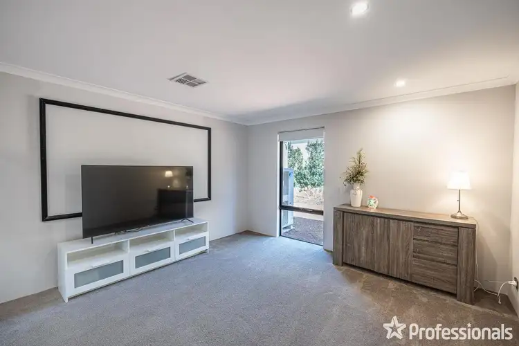 Sixth view of Homely house listing, 6 Parakeet Close, Mount Helena WA 6082