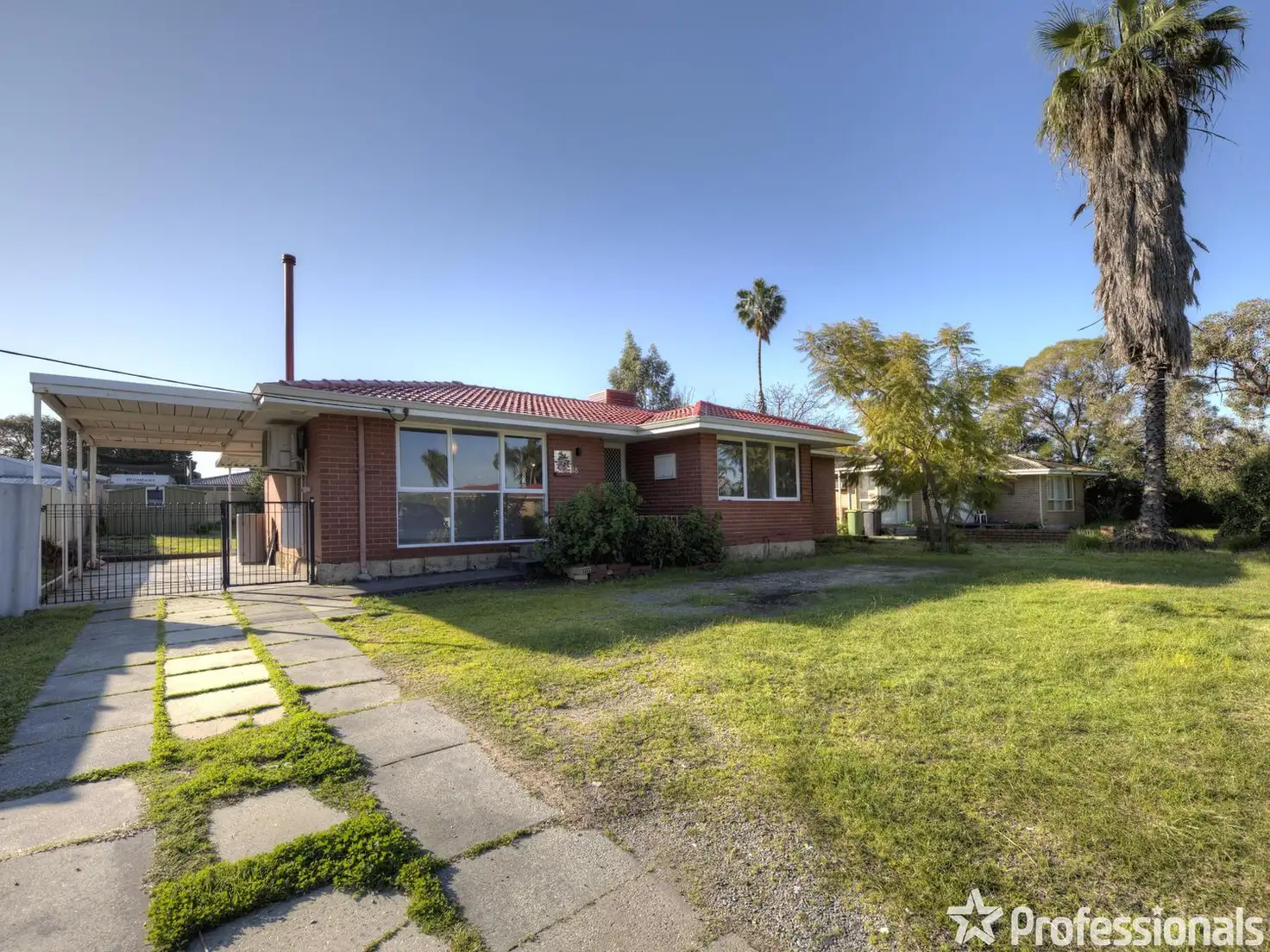 Main view of Homely house listing, 18 Glyndebourne Avenue, Thornlie WA 6108