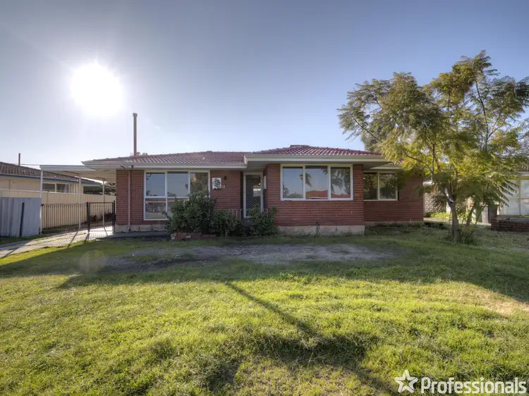 Second view of Homely house listing, 18 Glyndebourne Avenue, Thornlie WA 6108