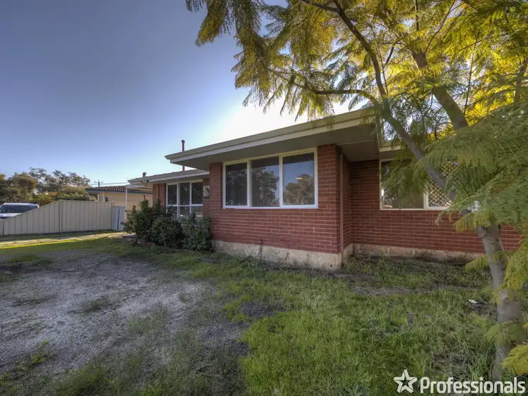 Third view of Homely house listing, 18 Glyndebourne Avenue, Thornlie WA 6108