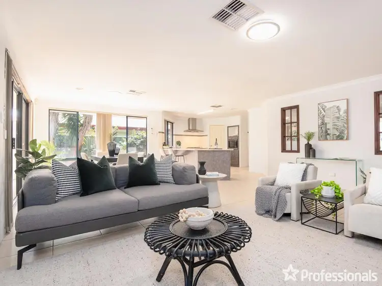 Fourth view of Homely house listing, 25 Excalibur Chase, Wattle Grove WA 6107