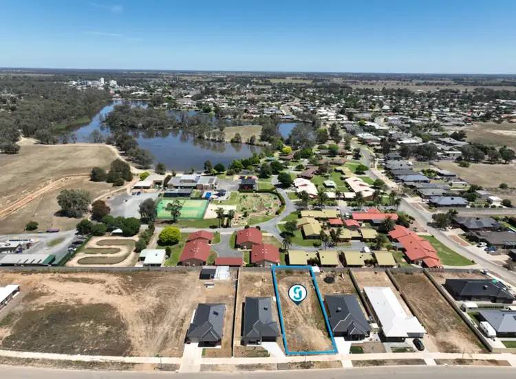 LOT LOT 8, 10 Remembrance Drive, Numurkah VIC 3636