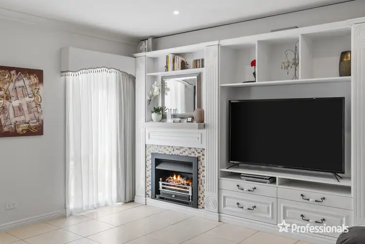 Fifth view of Homely house listing, 2/3 Hume Drive, Delahey VIC 3037