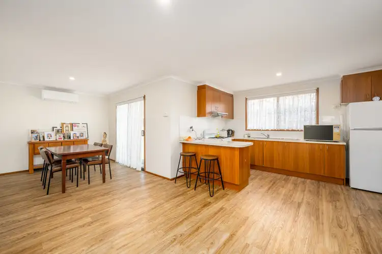 Fifth view of Homely unit listing, 2/8-10 Brown Street, Tatura VIC 3616