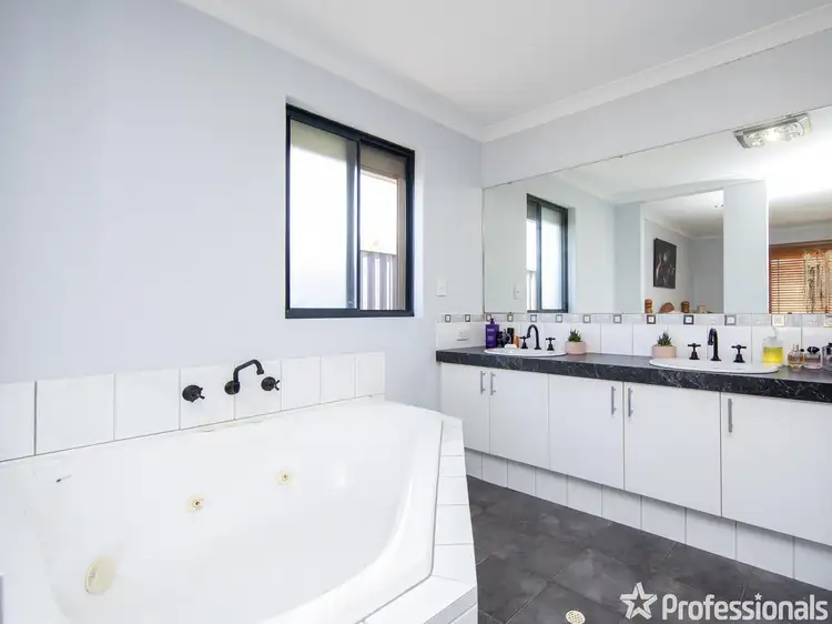 Fourth view of Homely house listing, 31 Warda Crescent, Forrestfield WA 6058