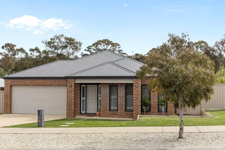 2 Woodman Drive, Mckenzie Hill VIC 3451