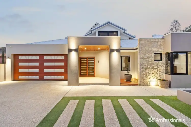 Main view of Homely house listing, 2 Gallagher Way, Wattle Grove WA 6107