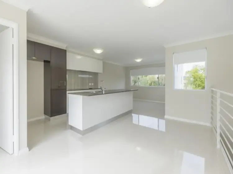Main view of Homely townhouse listing, 7/395 Carrington Street, Hamilton Hill WA 6163