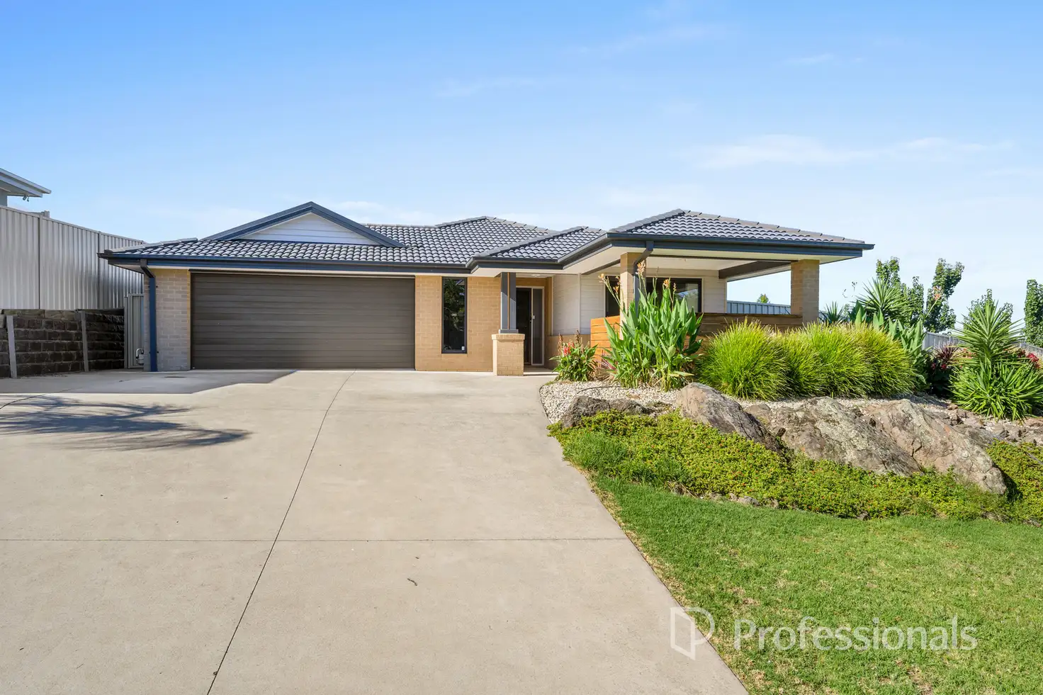 Main view of Homely house listing, 13 Toy Court, Wodonga VIC 3690