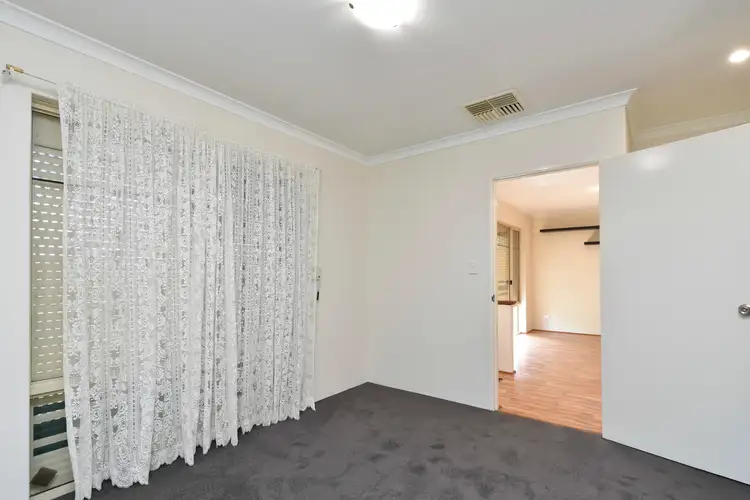 Sixth view of Homely house listing, 4/19 Roseheath Boulevard, Kiara WA 6054
