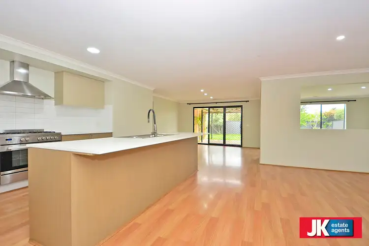 Sixth view of Homely house listing, 4 Madigan Street, Tarneit VIC 3029