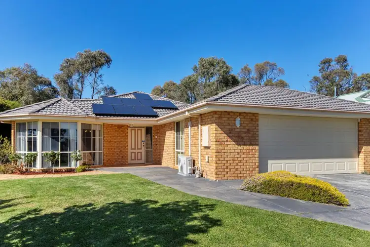 11 Timberview Terrace, Kangaroo Flat VIC 3555