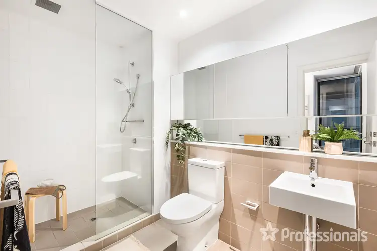 Fifth view of Homely apartment listing, 912/470 St Kilda Road, Melbourne VIC 3000
