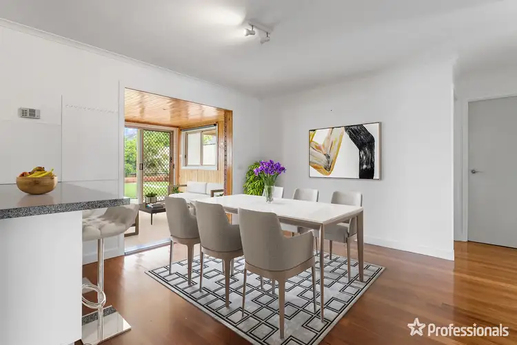 Fifth view of Homely house listing, 8 Sambuco Court, Sydenham VIC 3037