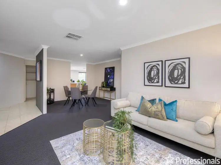 Fourth view of Homely house listing, 4 Steineck Way, Wattle Grove WA 6107