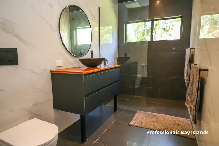 Seventh view of Homely house listing, 2 Conran Street, Macleay Island QLD 4184