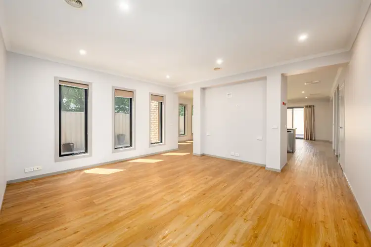 Fifth view of Homely house listing, 37 Cimmaron Way, Kialla VIC 3631