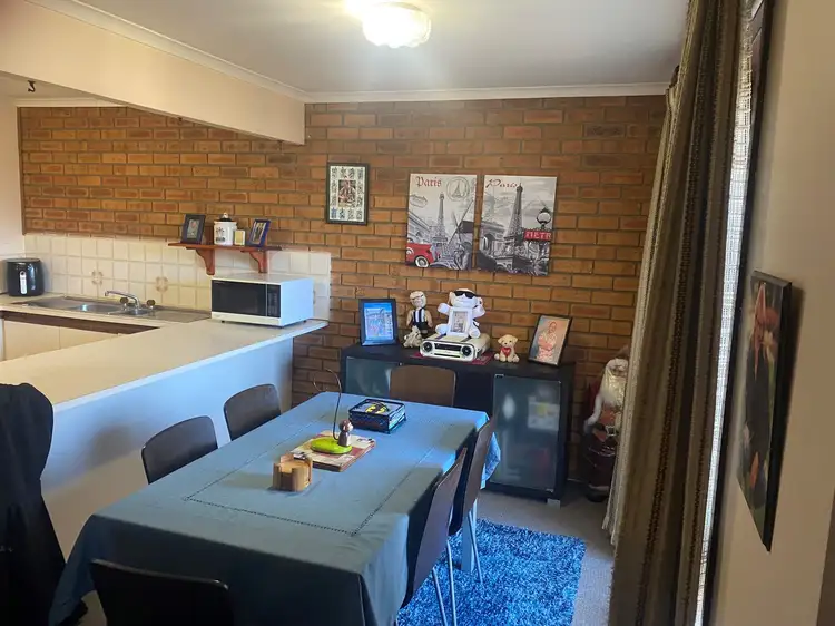 Fifth view of Homely unit listing, 10/86 Elgin Street, Morwell VIC 3840