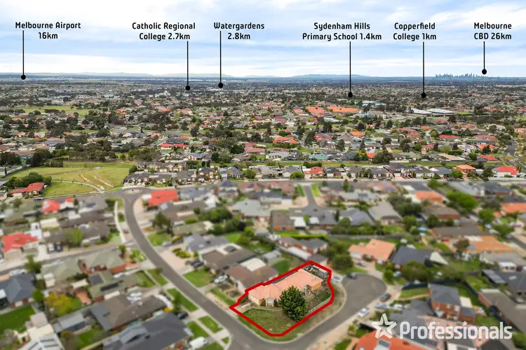 Third view of Homely house listing, 1 Stringybark Court, Hillside VIC 3037