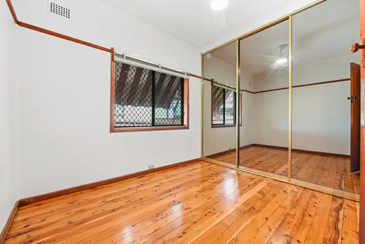 Fifth view of Homely house listing, 33 Horsley Rd, Revesby NSW 2212
