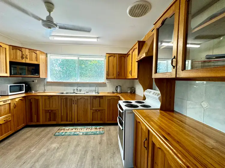 Fifth view of Homely house listing, 20 RENIER Crescent, Moranbah QLD 4744
