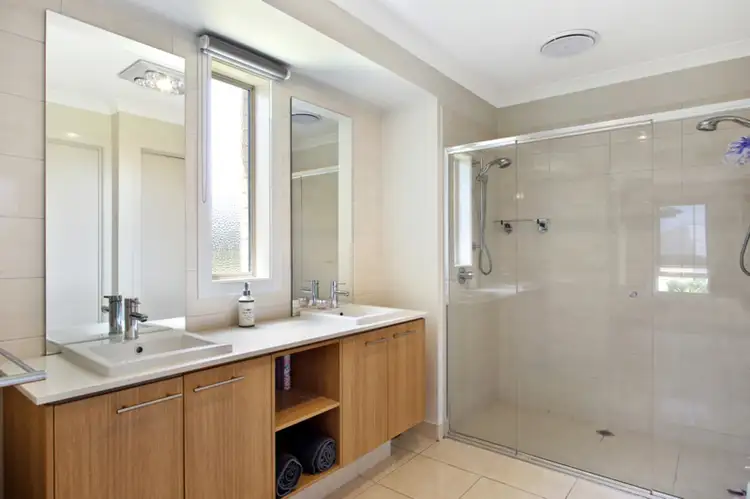 Fifth view of Homely house listing, 34 Lysterfield Lane, Wodonga VIC 3690
