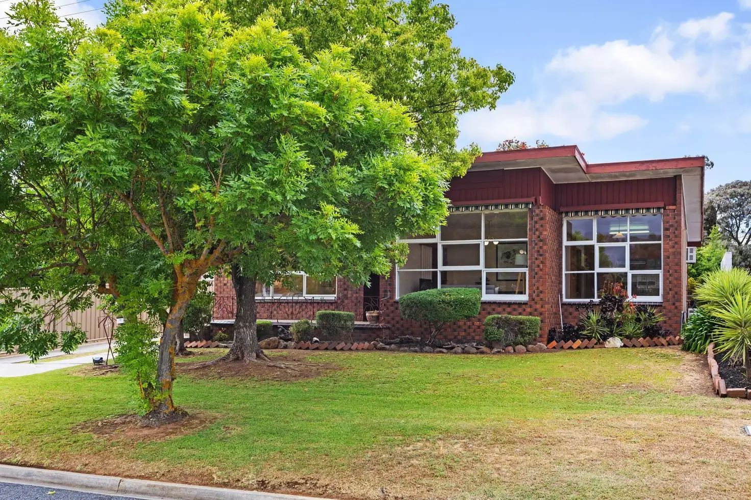 Main view of Homely house listing, 11 Longmore Street, Kangaroo Flat VIC 3555