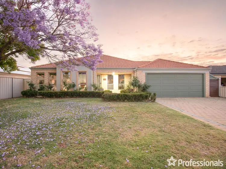 12 Mandon Street, Forrestfield WA 6058