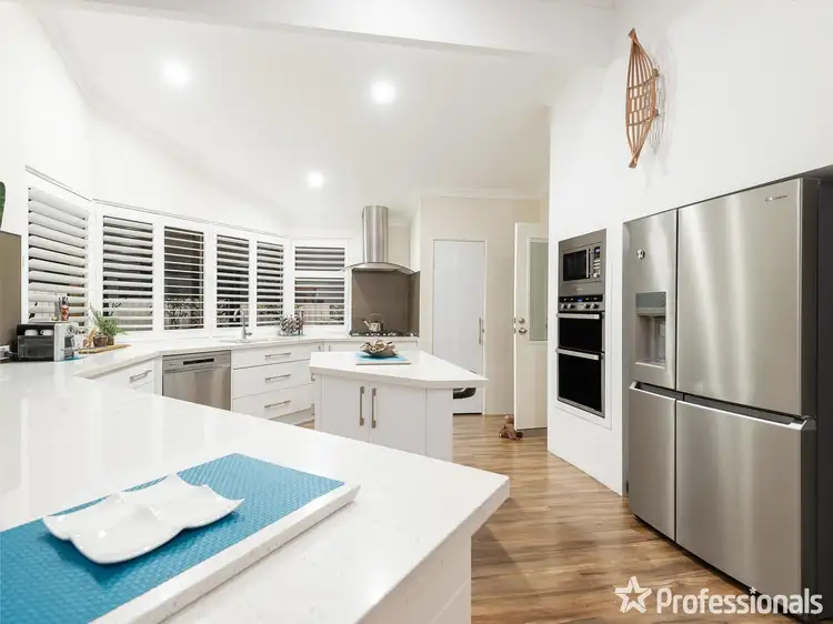 Fourth view of Homely house listing, 5 Azurite Court, Forrestfield WA 6058