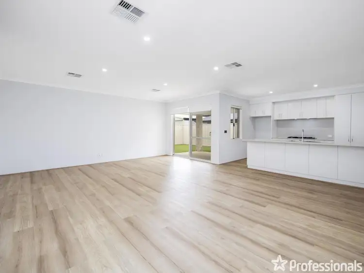 Fourth view of Homely house listing, 2/141 Hale Road, Forrestfield WA 6058