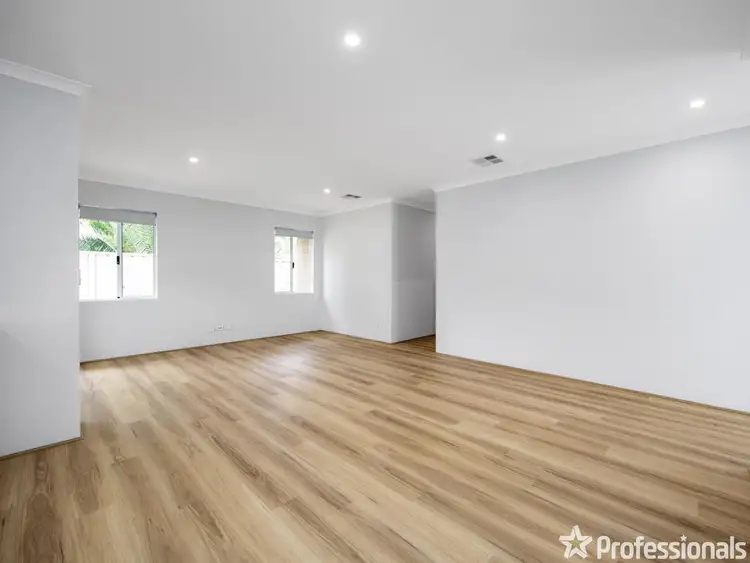 Sixth view of Homely house listing, 4/141 Hale Road, Forrestfield WA 6058