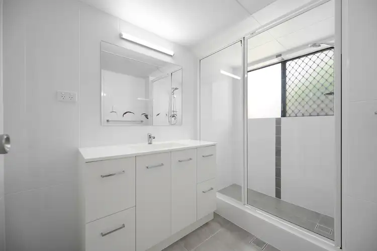 Fifth view of Homely apartment listing, 1/138 Marine Parade, Southport QLD 4215