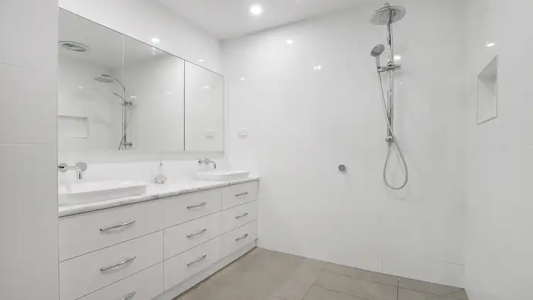 Fifth view of Homely house listing, 5 Gerrish Court, Mooroopna VIC 3629