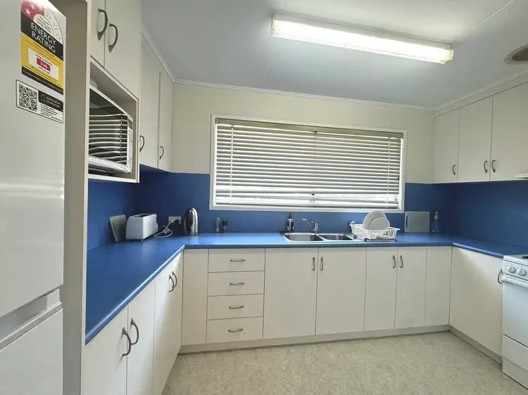 Fifth view of Homely house listing, 37 WINTERER Crescent, Dysart QLD 4745