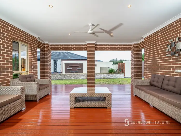 Fifth view of Homely house listing, 2 Jindabyne Court, Kialla VIC 3631