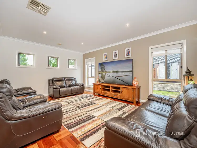Sixth view of Homely house listing, 2 Jindabyne Court, Kialla VIC 3631
