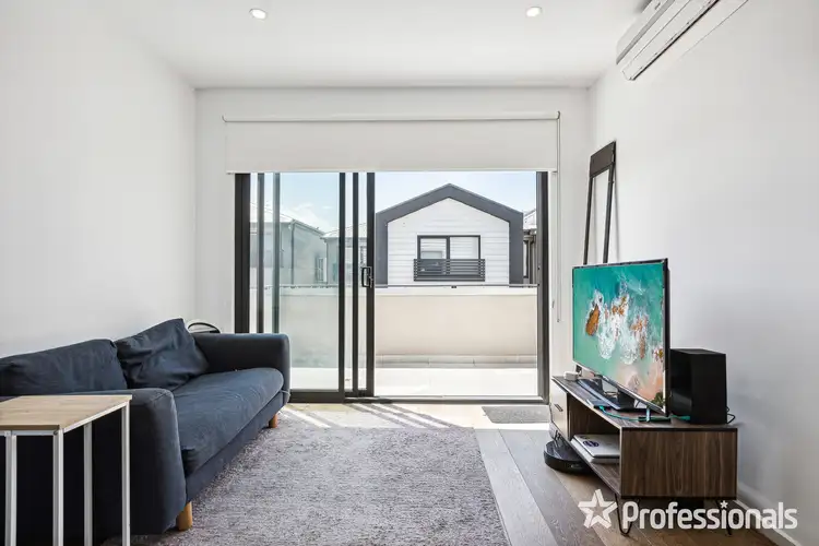 Sixth view of Homely townhouse listing, 2/4-6 Canning Street, Avondale Heights VIC 3034