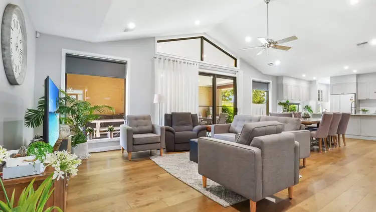 Second view of Homely house listing, 2 Pertobe Drive, Kialla VIC 3631