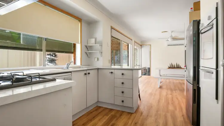 Second view of Homely house listing, 5 Echo Court, Kialla VIC 3631