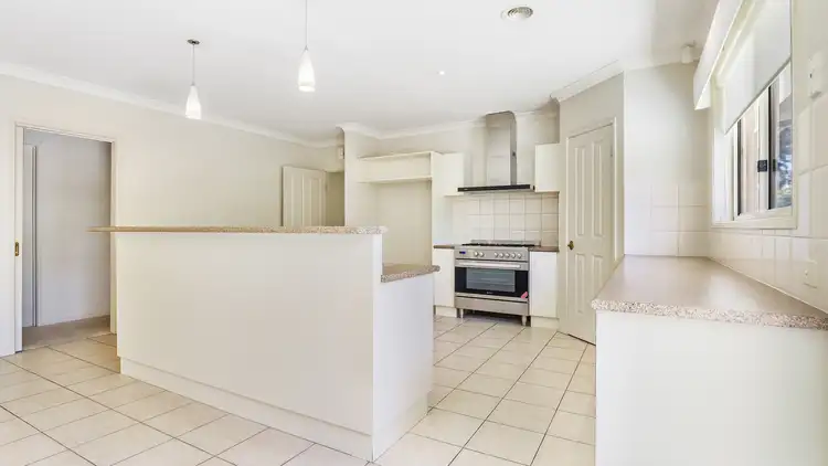Fourth view of Homely house listing, 21 Dunstan Court, Shepparton VIC 3630