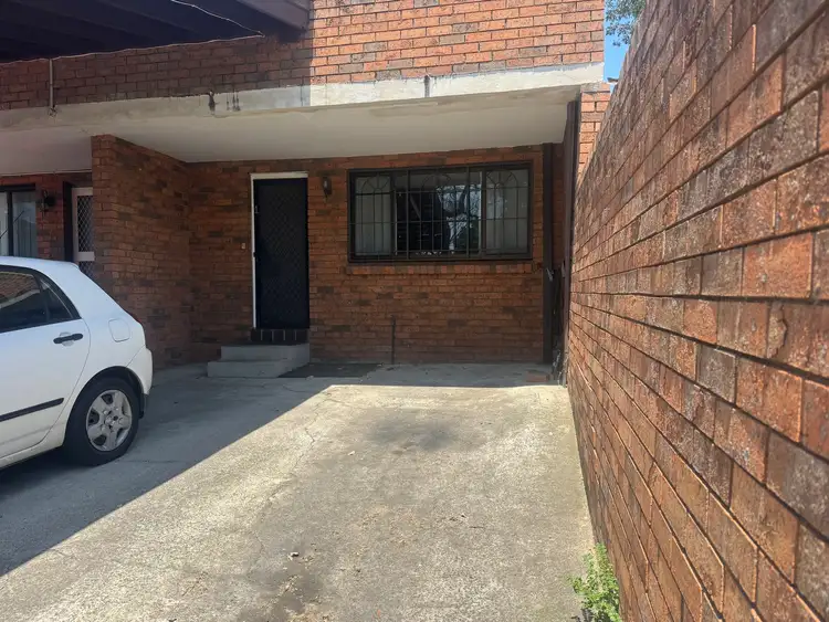 1/209 Hume Highway, Greenacre NSW 2190